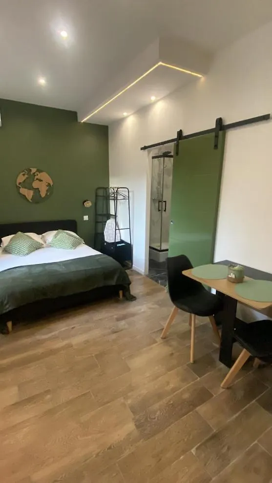 Studio Californie Beach Nice Apartment